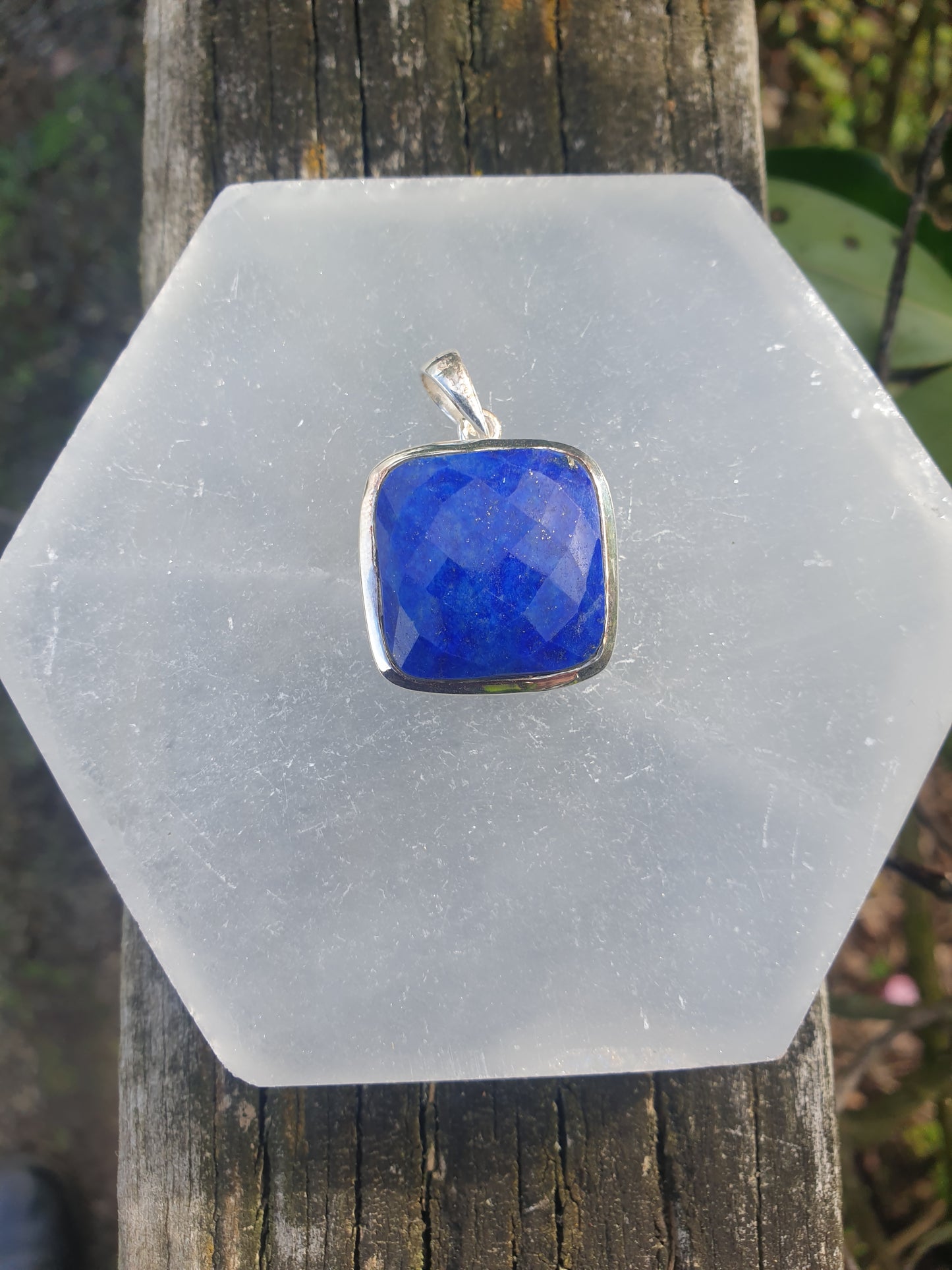 Lapiz lazuli | Rose Cut Sterling Silver Pendant  G