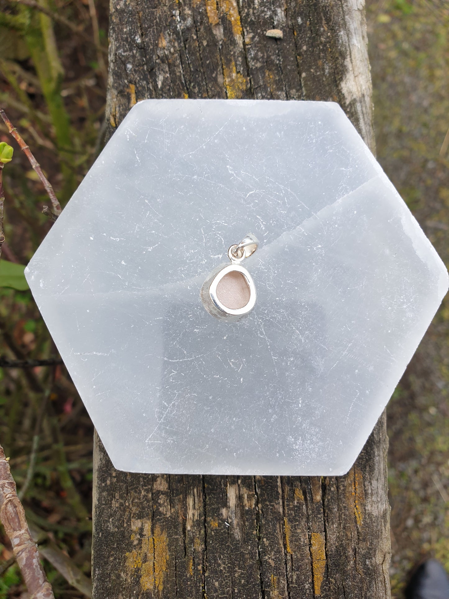 Peach Moonstone | Rose Cut Sterling Silver Pendant H