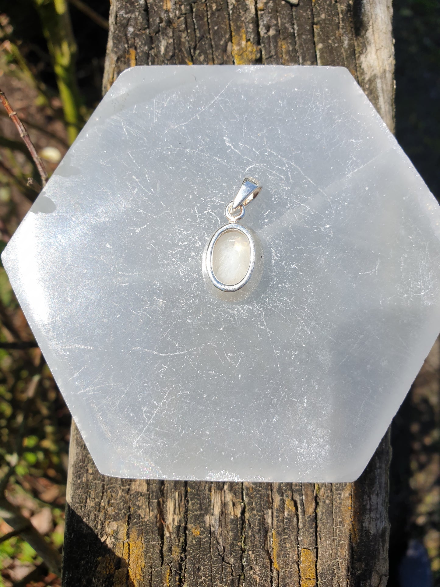 Rainbow Moonstone | Faceted Cut Sterling Silver Pendant H