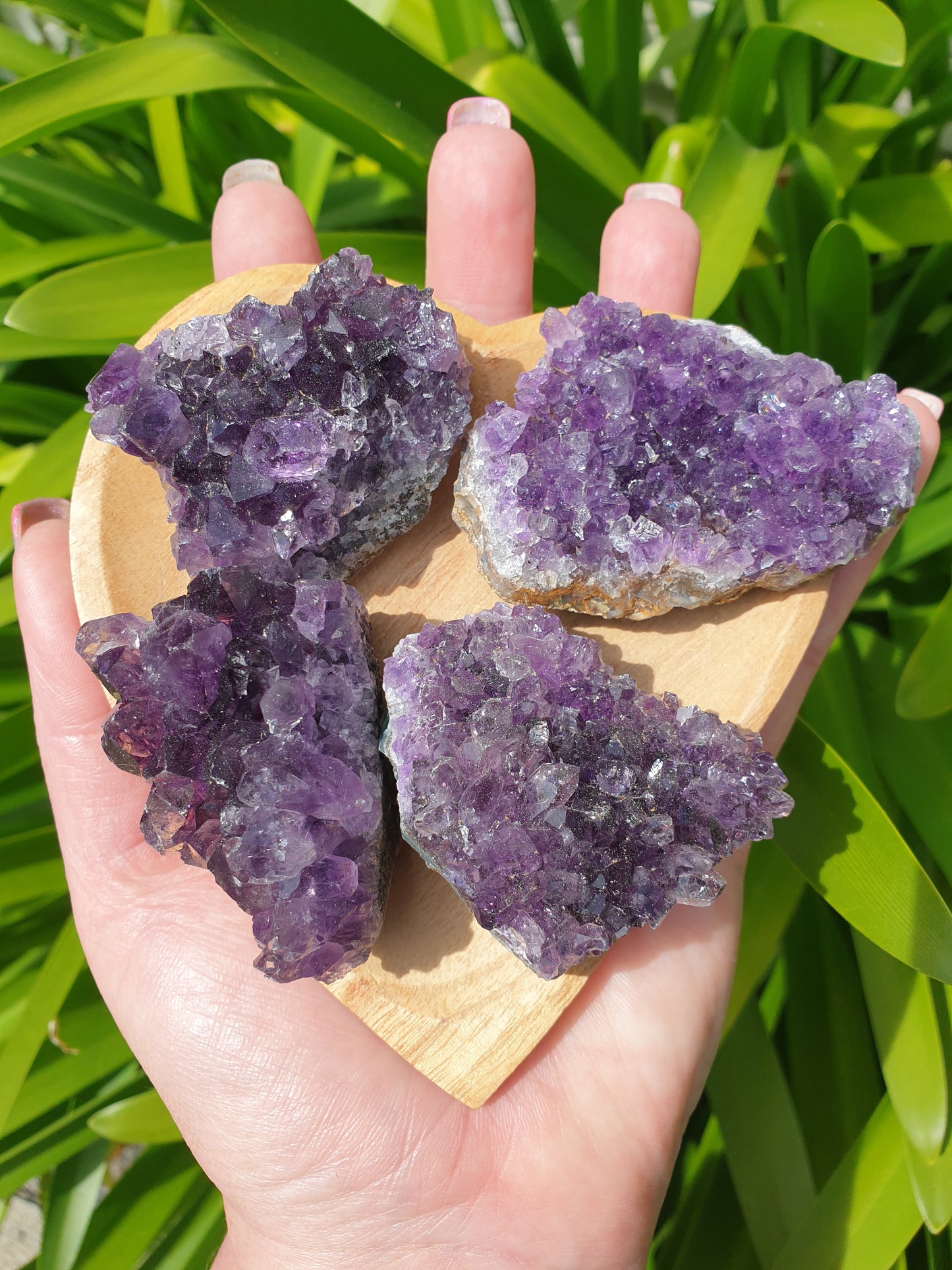 Amethyst Dark | Cluster Medium