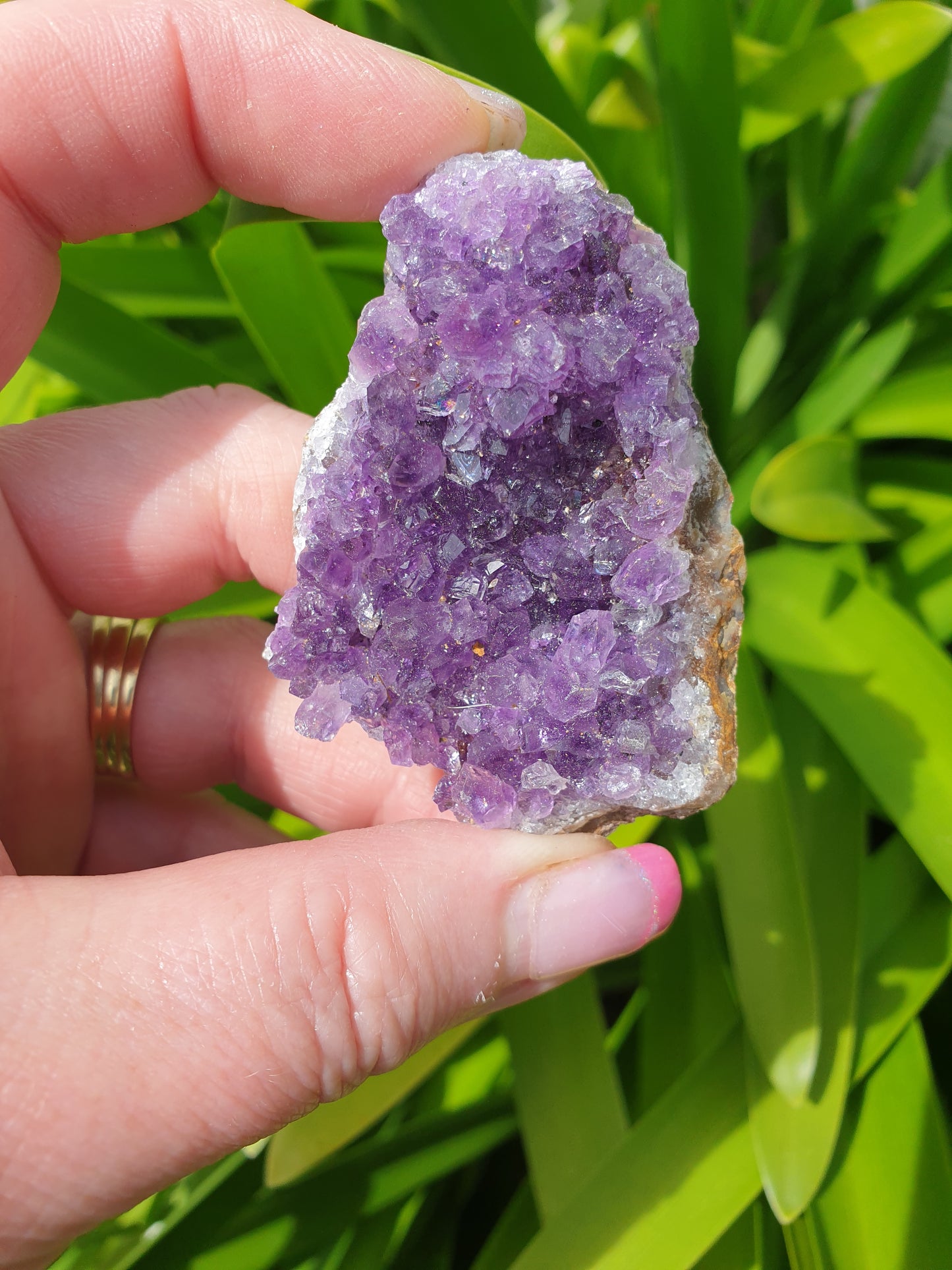 Amethyst Dark | Cluster Medium