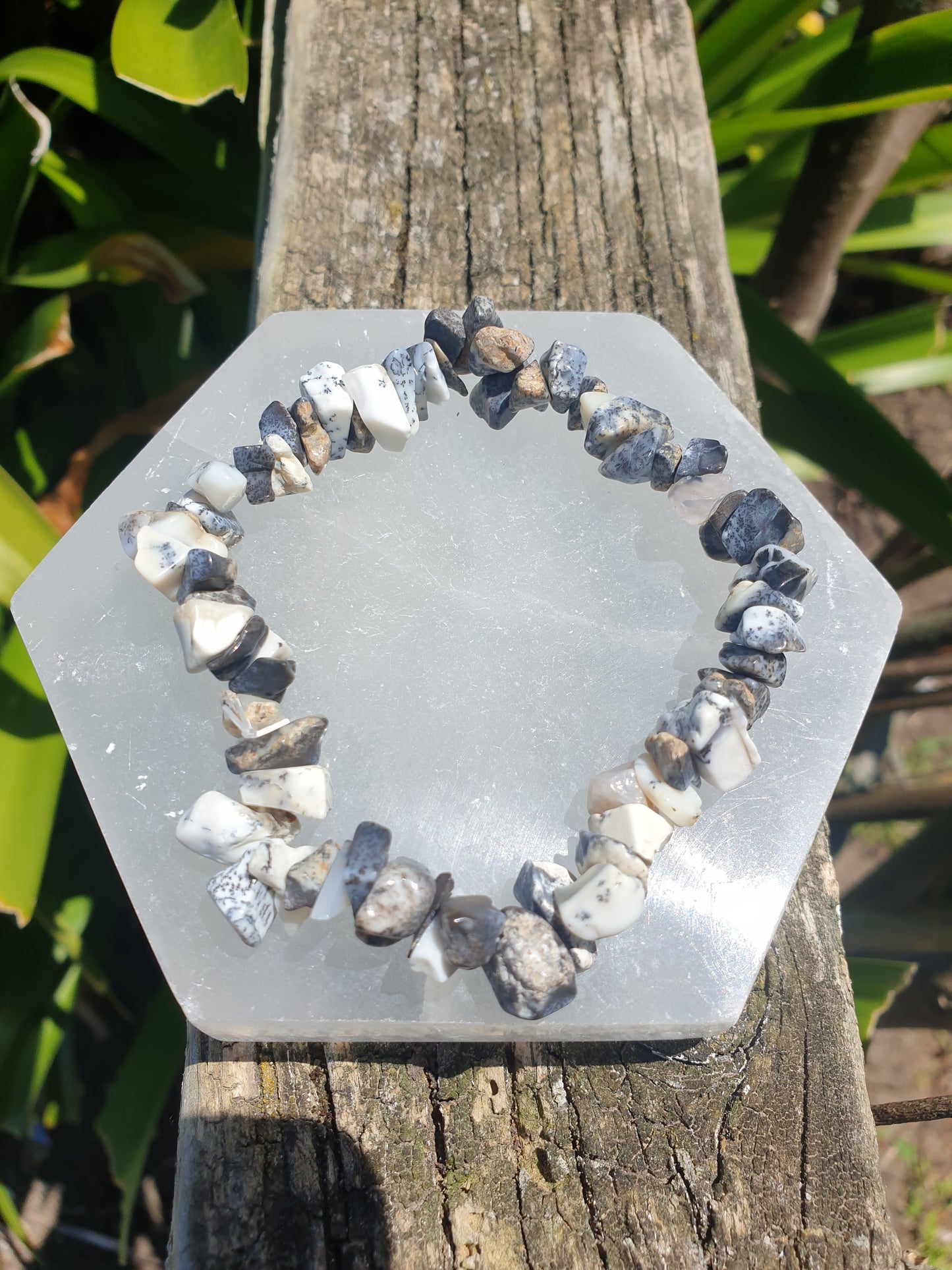 Dendritic Agate Crystal Chip Bracelet