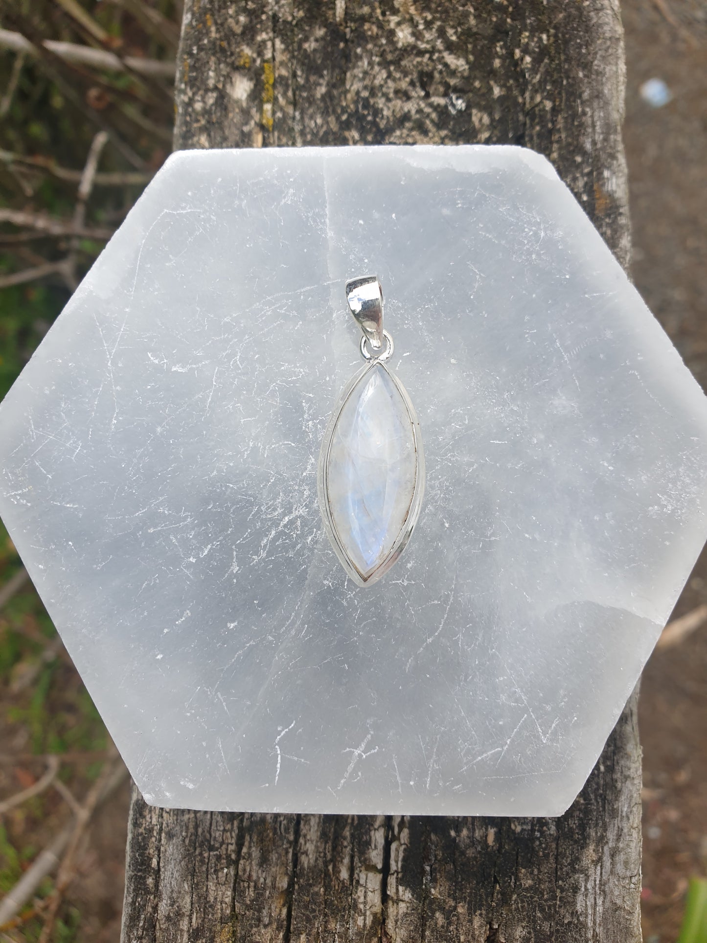 Rainbow Moonstone | Polished Sterling Silver Pendant i