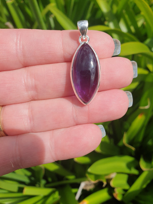 Amethyst | Polished Sterling Silver Pendant i