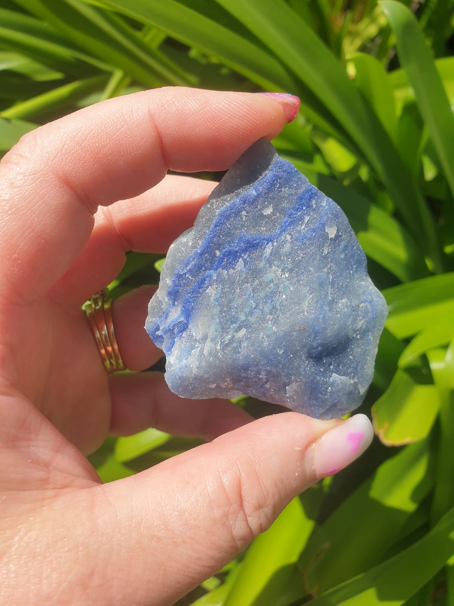 Blue Quartz Rough Medium