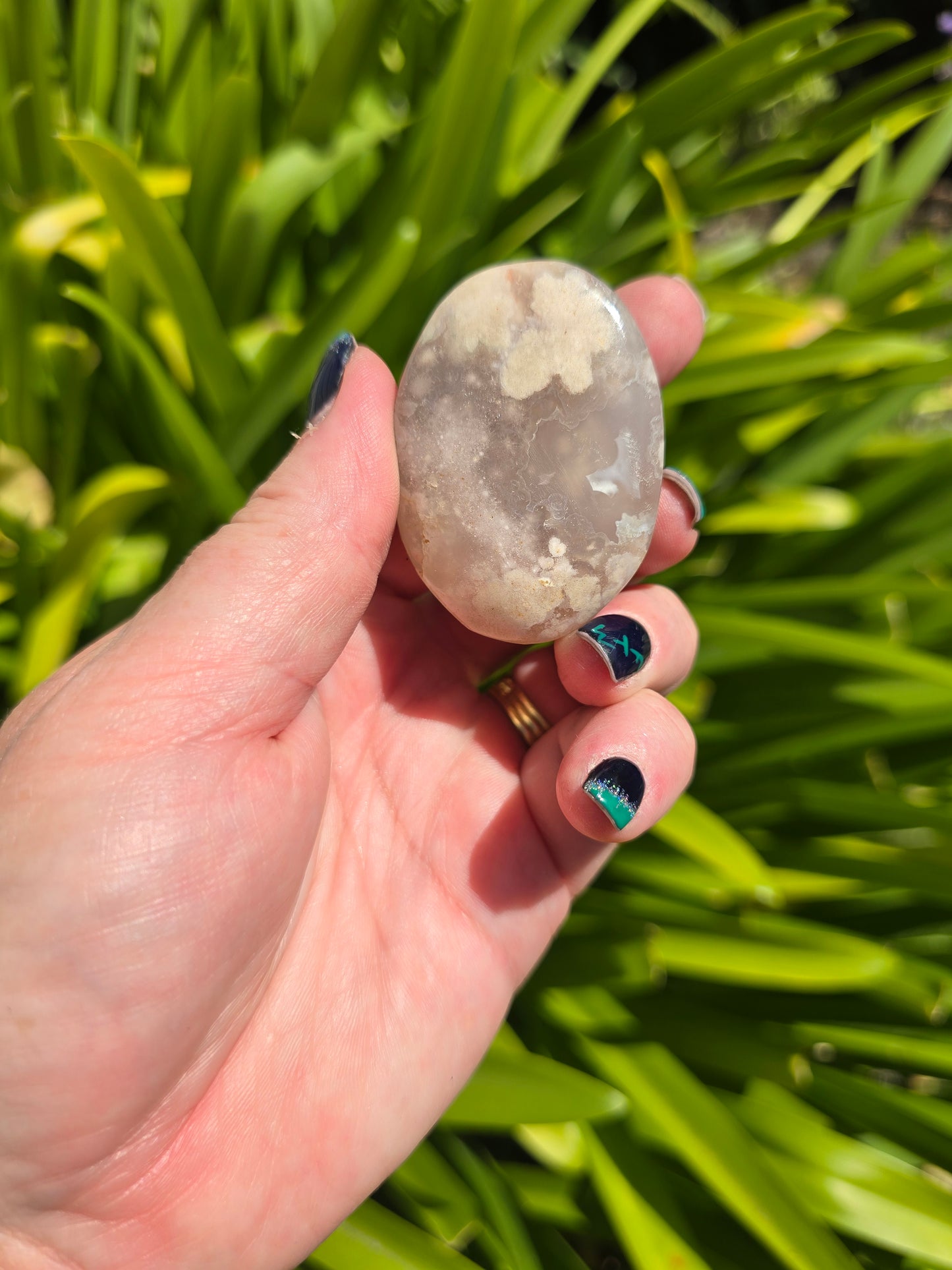 Flower Agate Palm Stone E