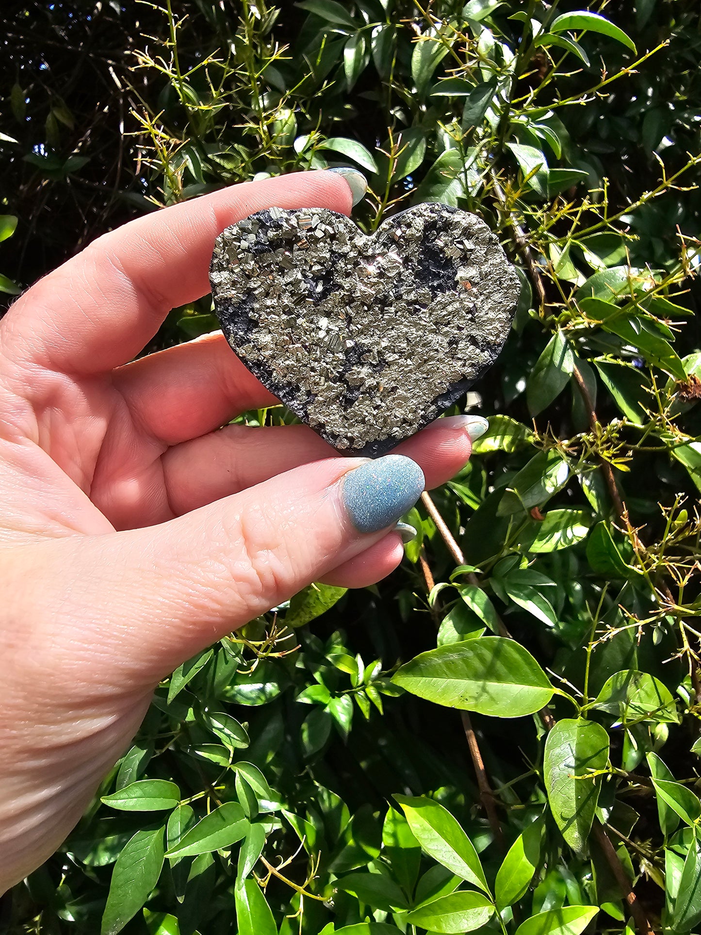 Shungite & Pyrite Heart A