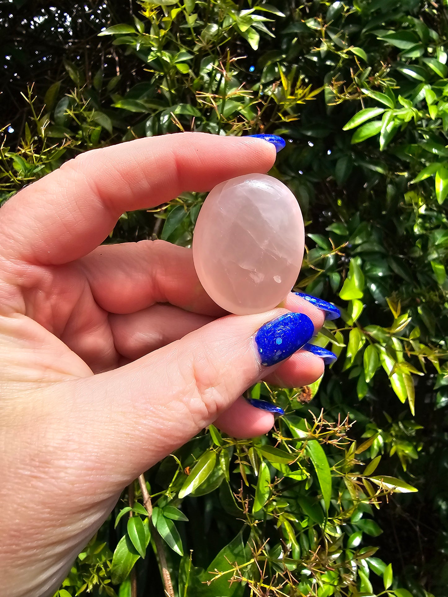 Rose Quartz Mini Palm Stone A