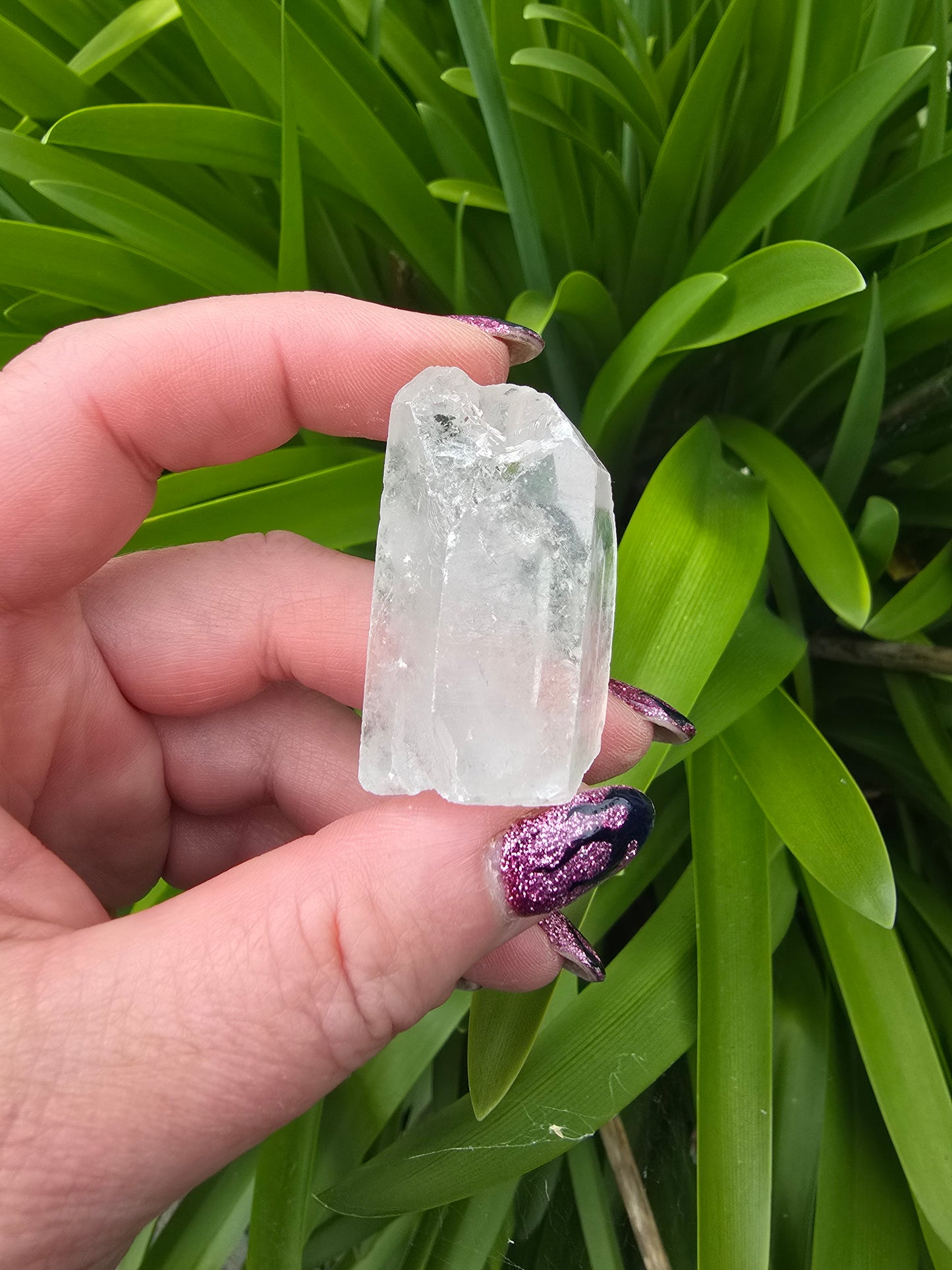 Clear Quartz Rough Point Medium