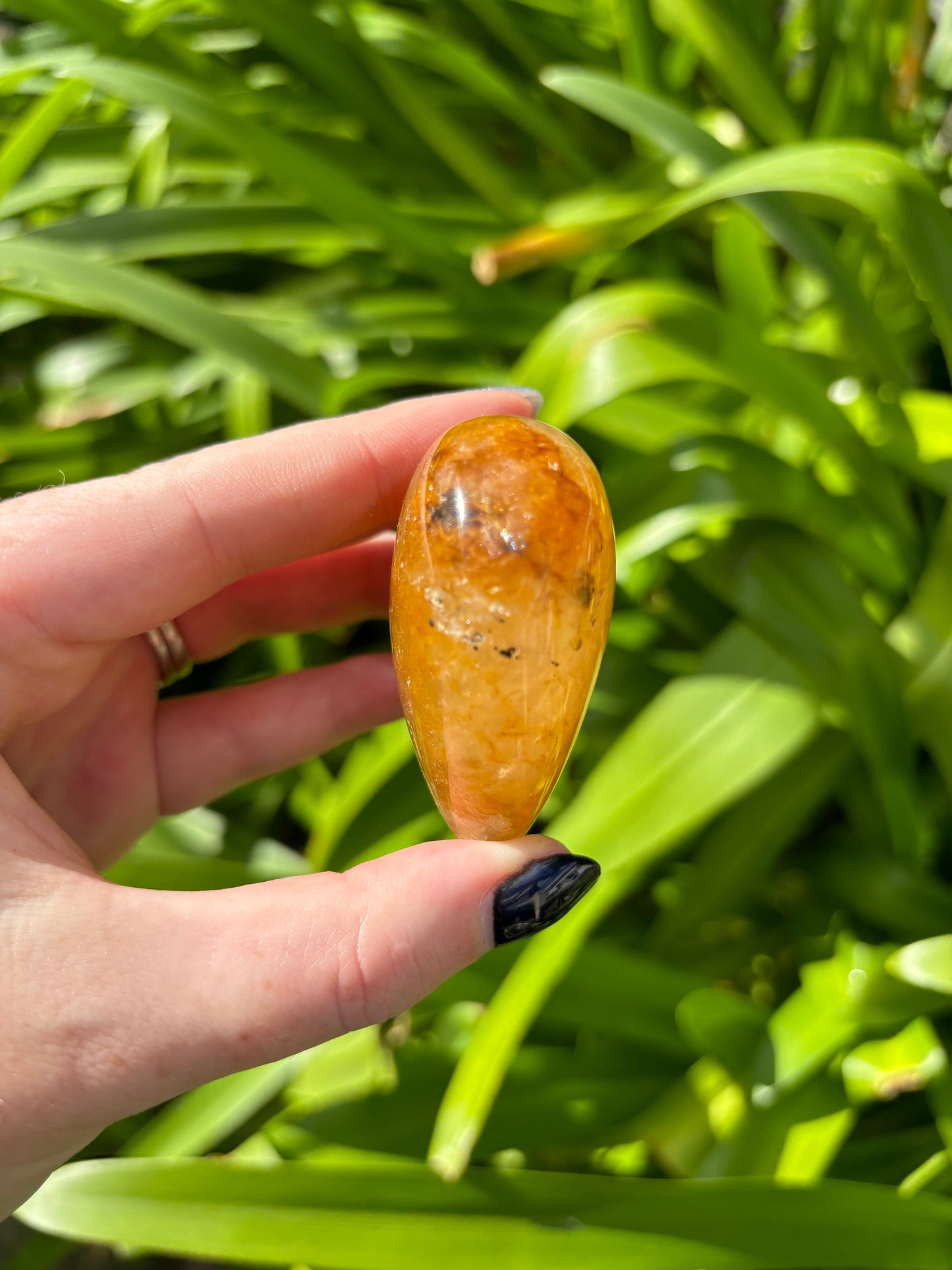 Golden Healer Quartz Heart D