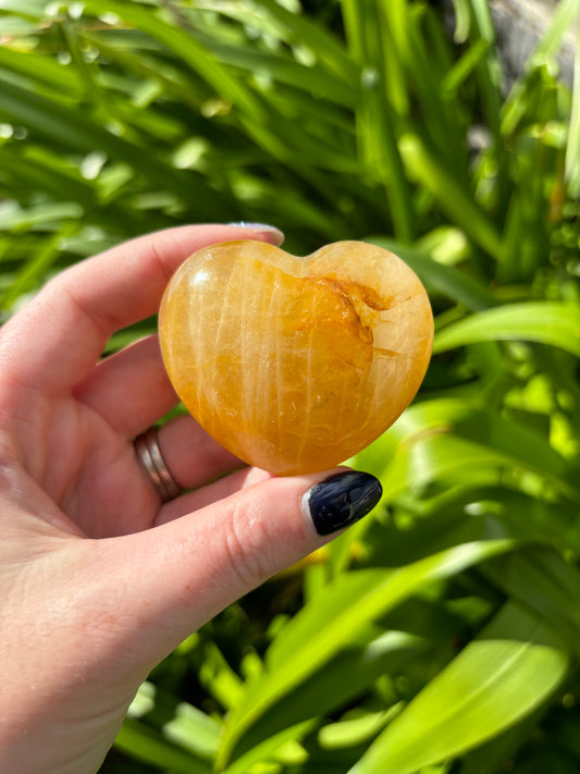 Golden Healer Quartz Heart E