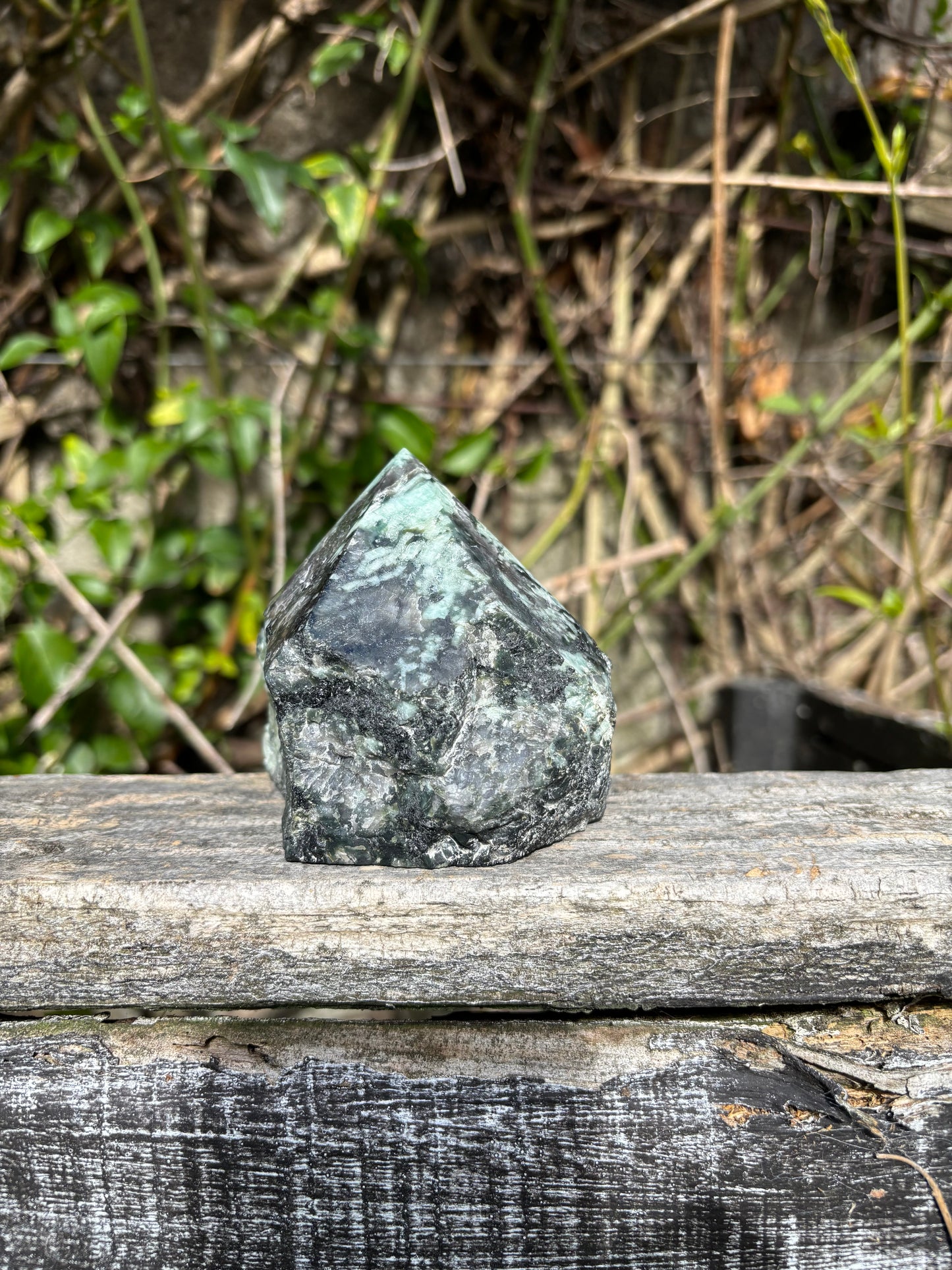 Emerald Semi Polished Point A