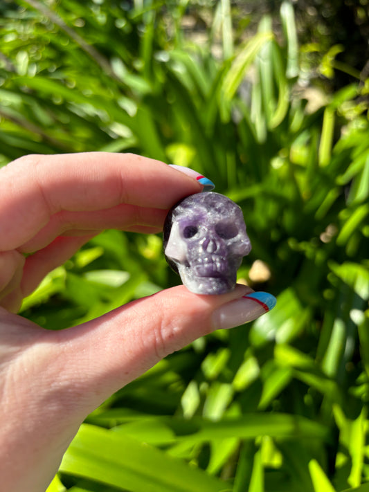 Chevron Amethyst Skull Small