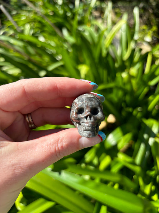 Yooperlite Skull Small