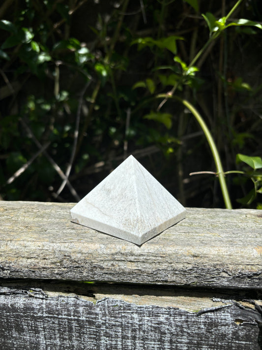 Scolecite Pyramid A