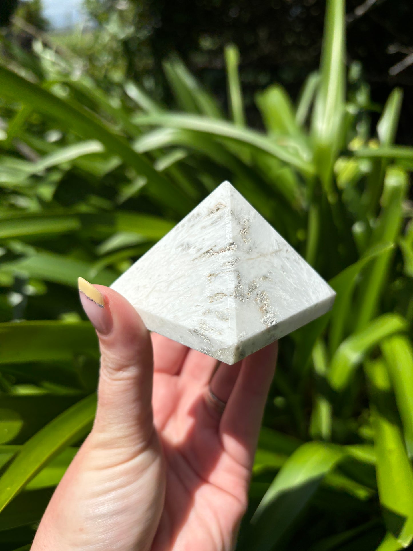 Scolecite Pyramid B