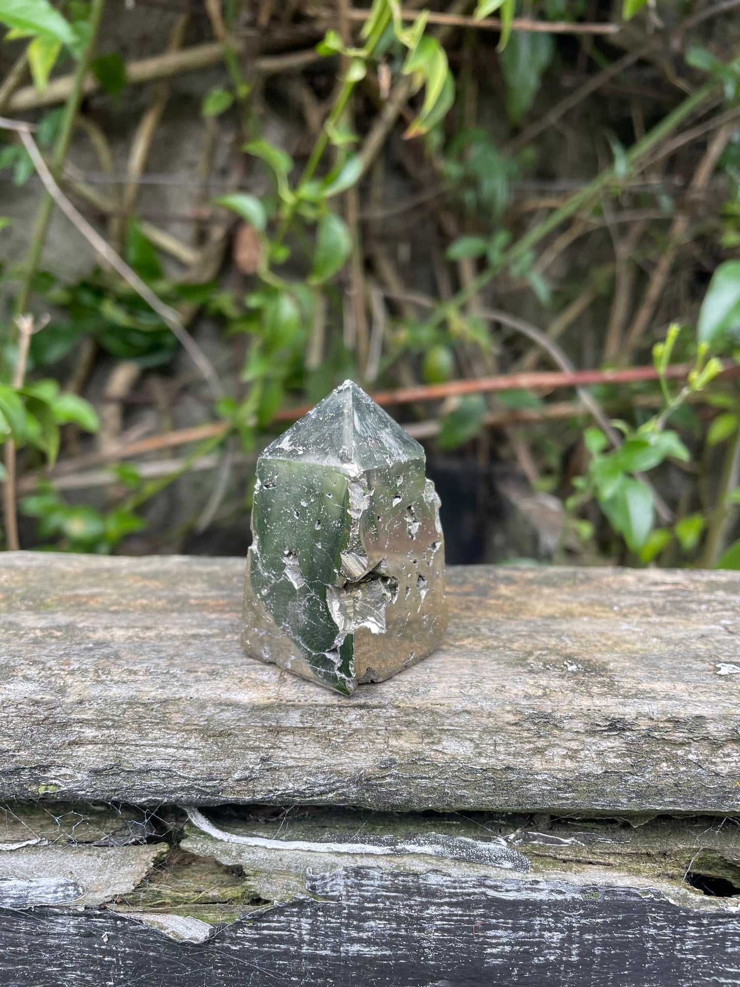 Druzy Pyrite Point A