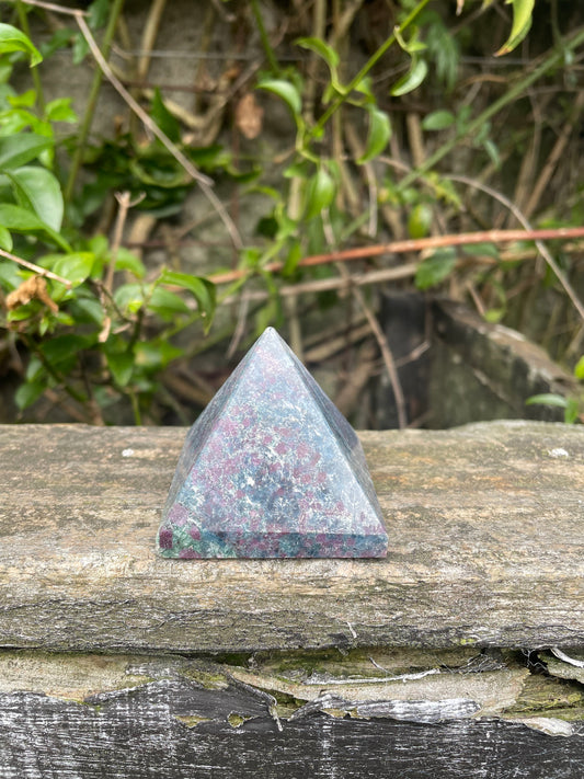 Ruby & Kyanite Pyramid B