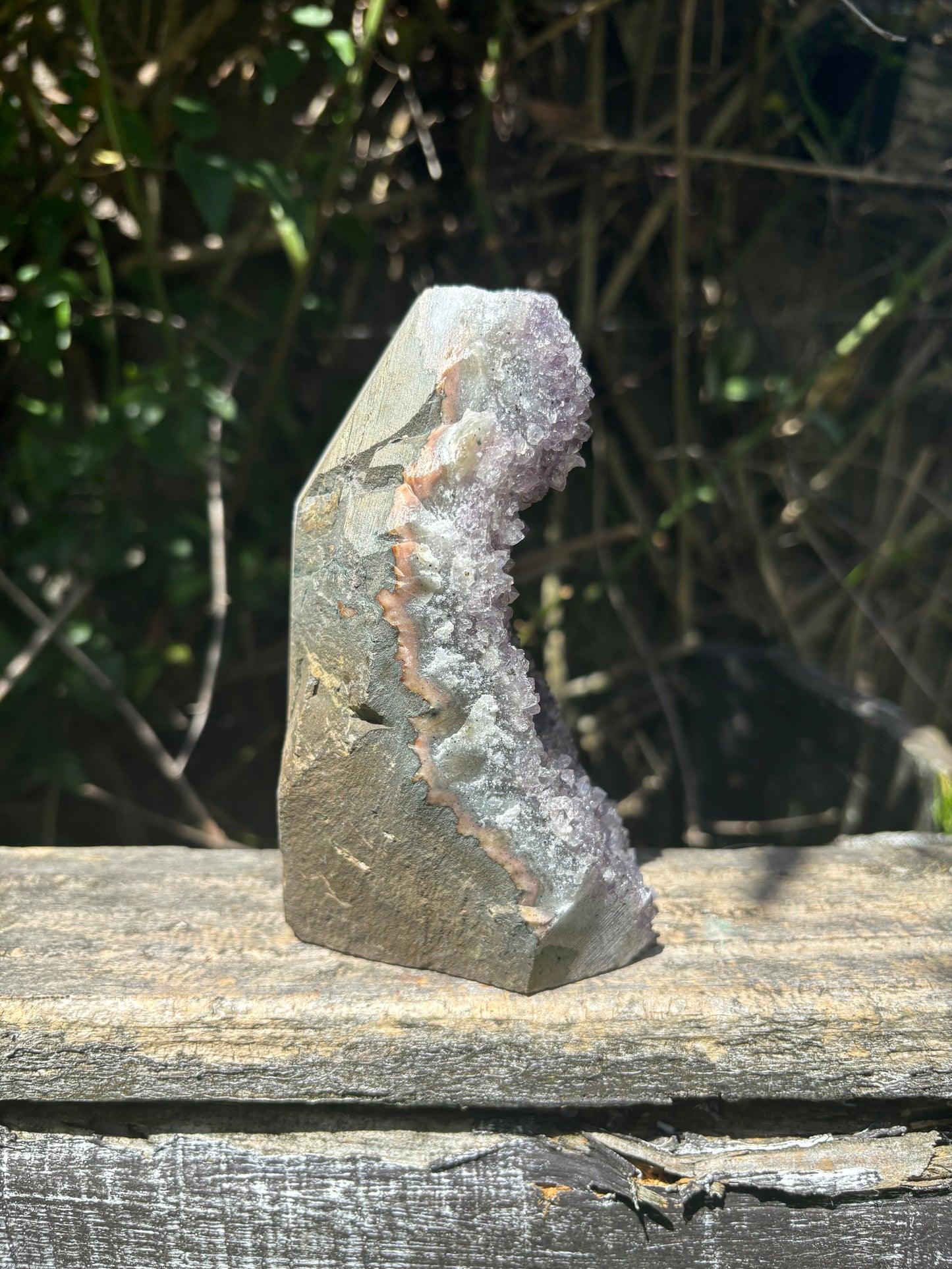 Amethyst Flat Base L