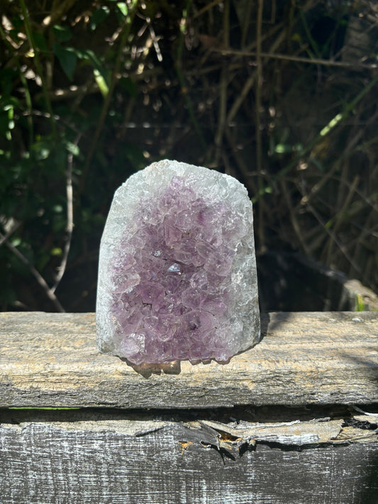 Amethyst Flat Base M