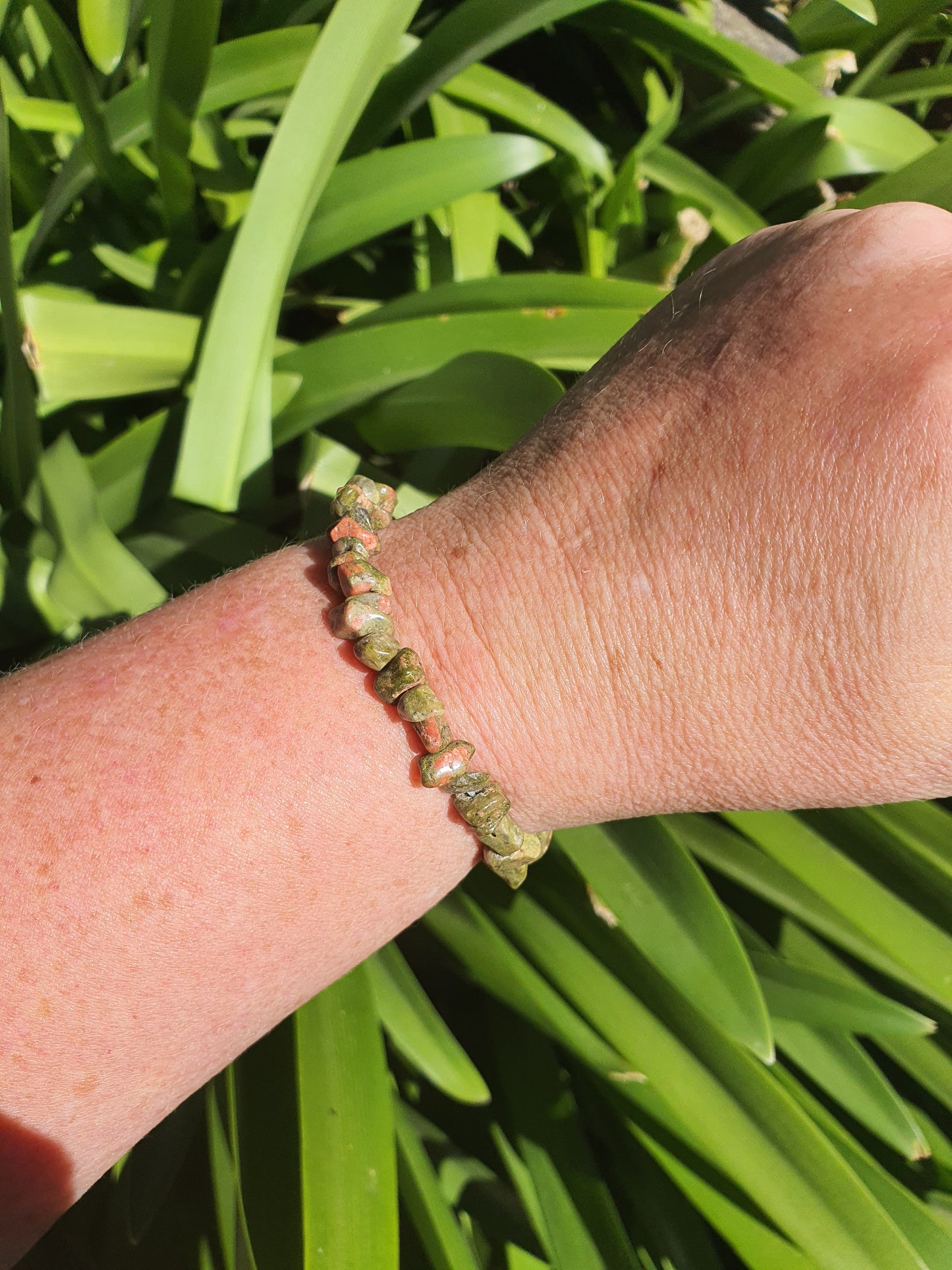 Unakite Crystal Chip Bracelet