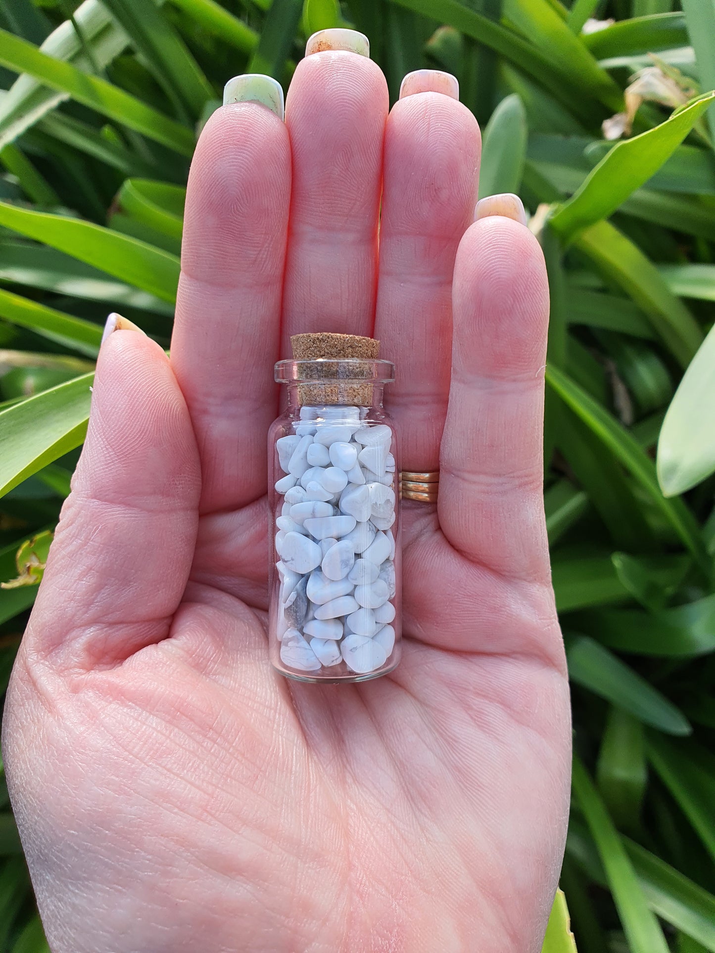 Howlite Chip Bottle