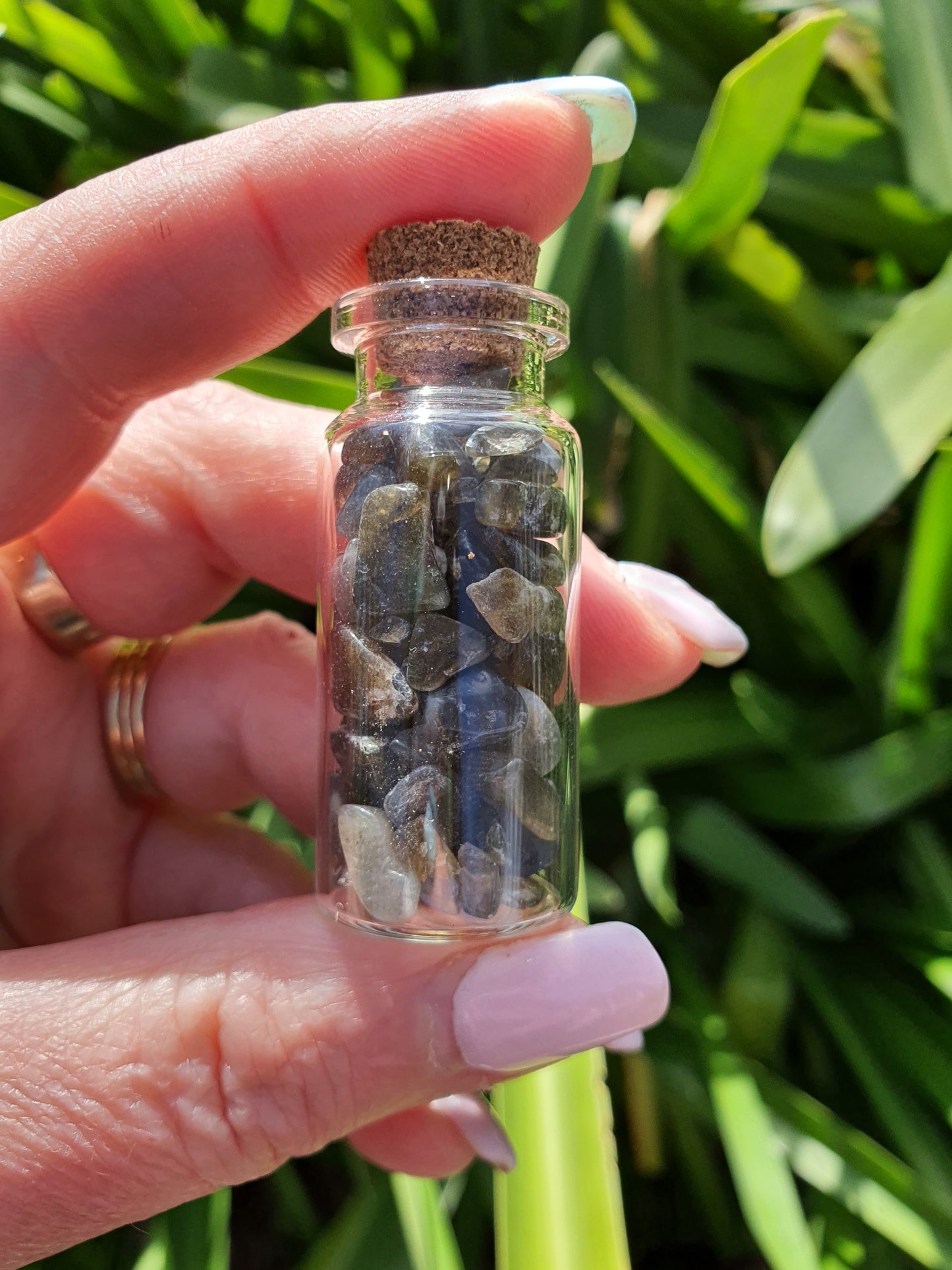 Labradorite Chip Bottle