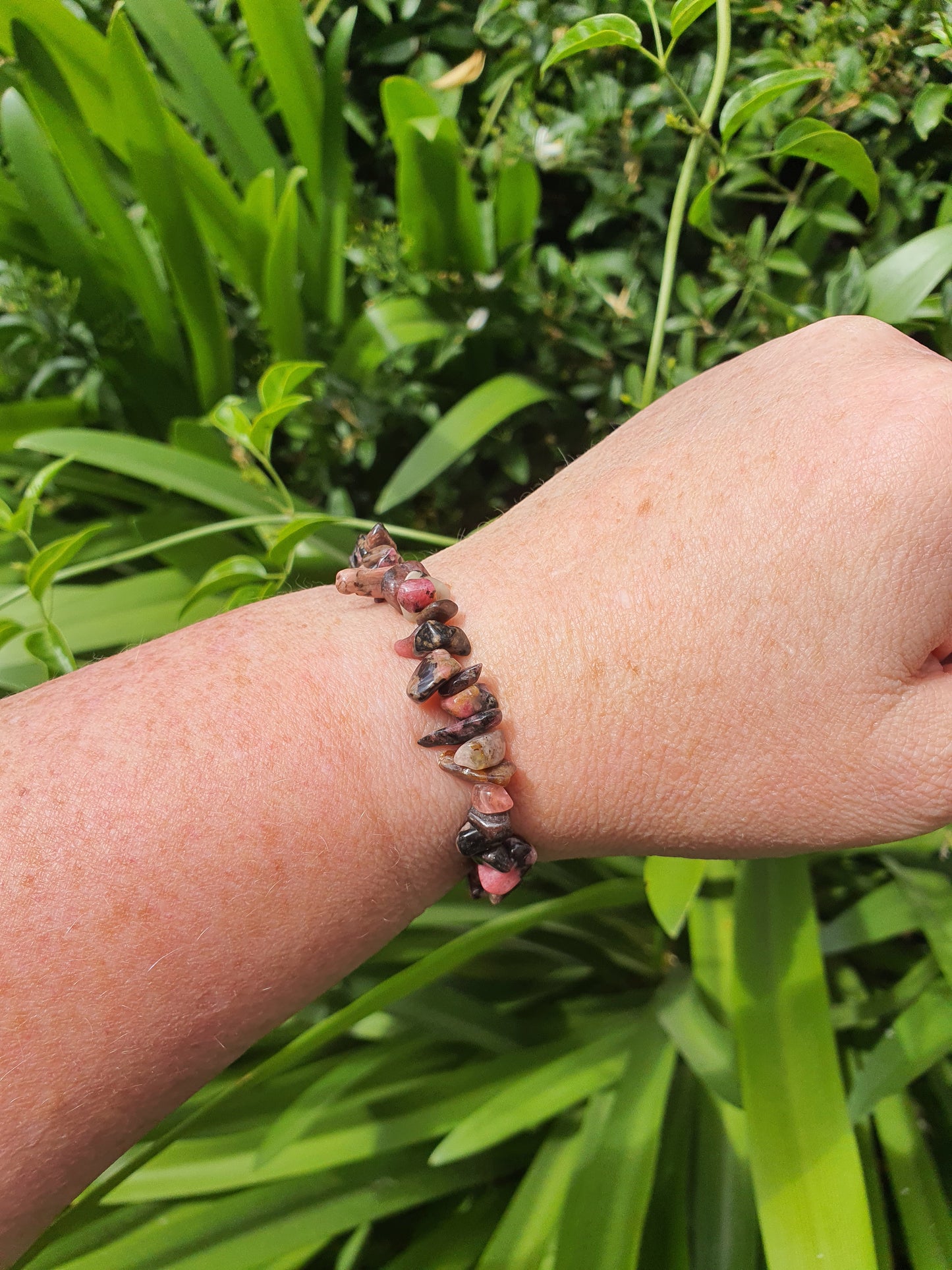 Rhodonite Crystal Chip Bracelet