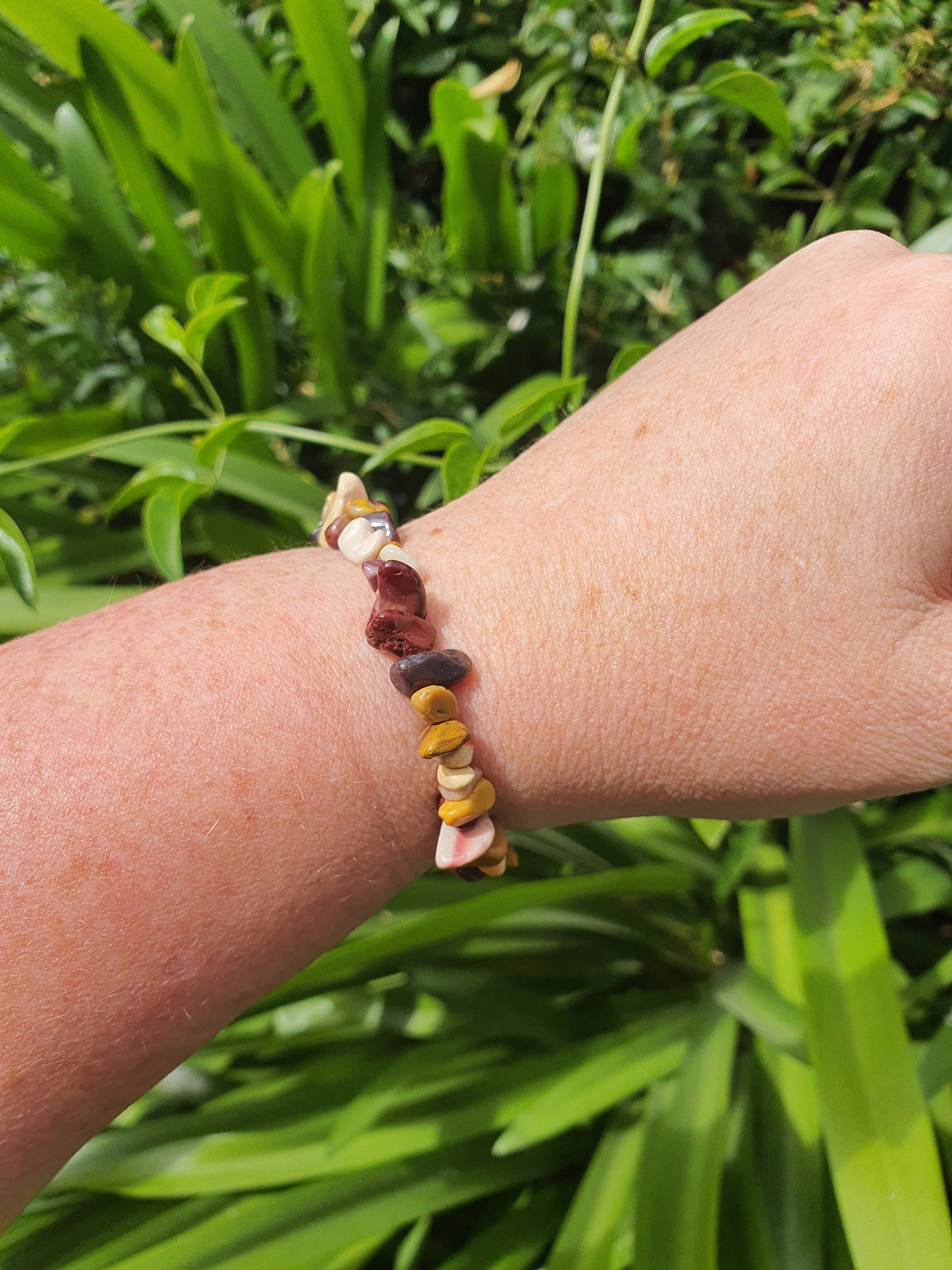 Mookaite Jasper Crystal Chip Bracelet 