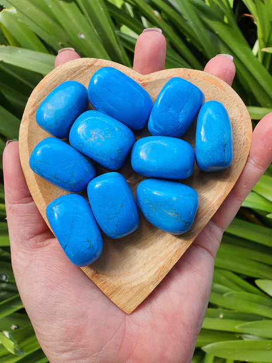 Howlite Light Blue Tumbled Stones