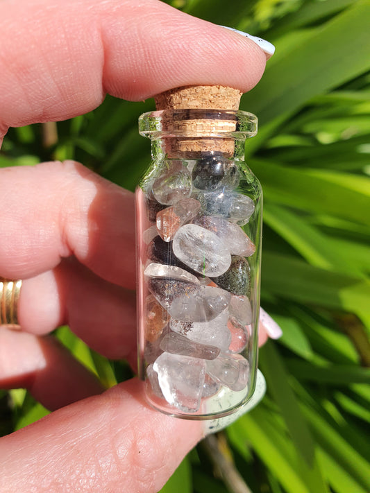 Quartz with Inclusions Chip Bottle