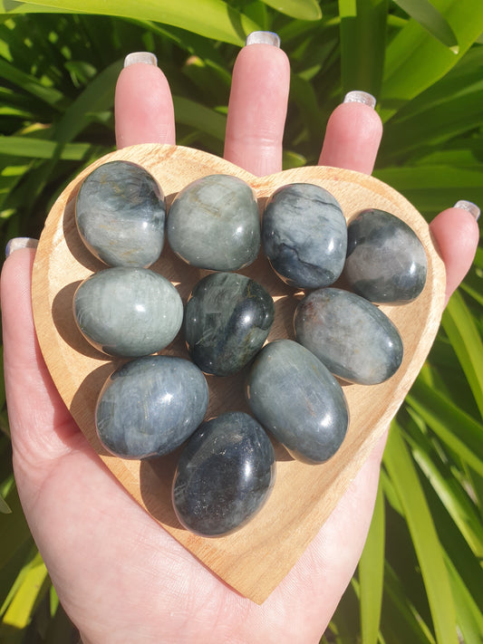 Natural Cats Eye Tumbled Stone