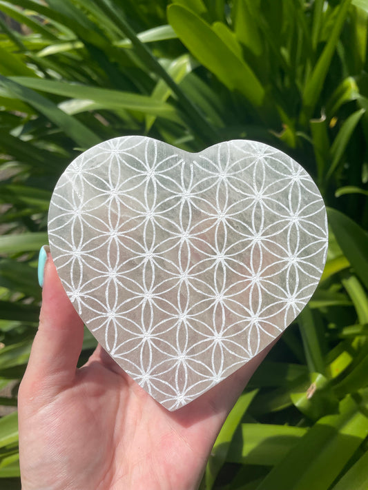 Flower Of Life Heart Selenite Charging Plate