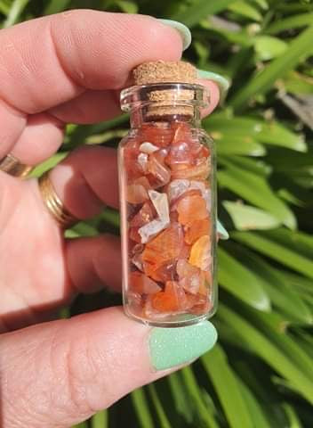 Carnelian Chip Bottle