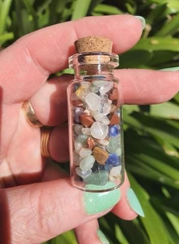 Mixed Crystal Chip Bottle